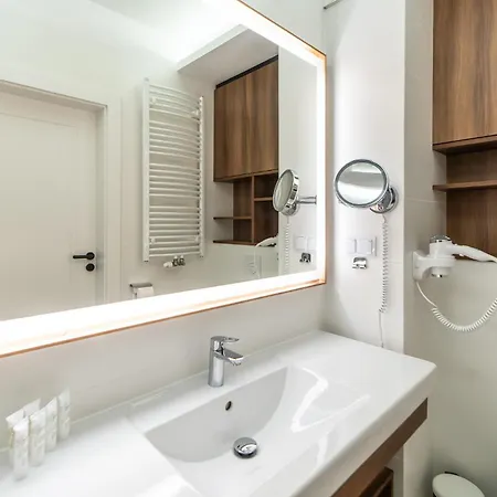 Bel Mare Lux Apartment B105 With Patio Garden By Noclegi Renters Miedzyzdroje Exteriér fotografie