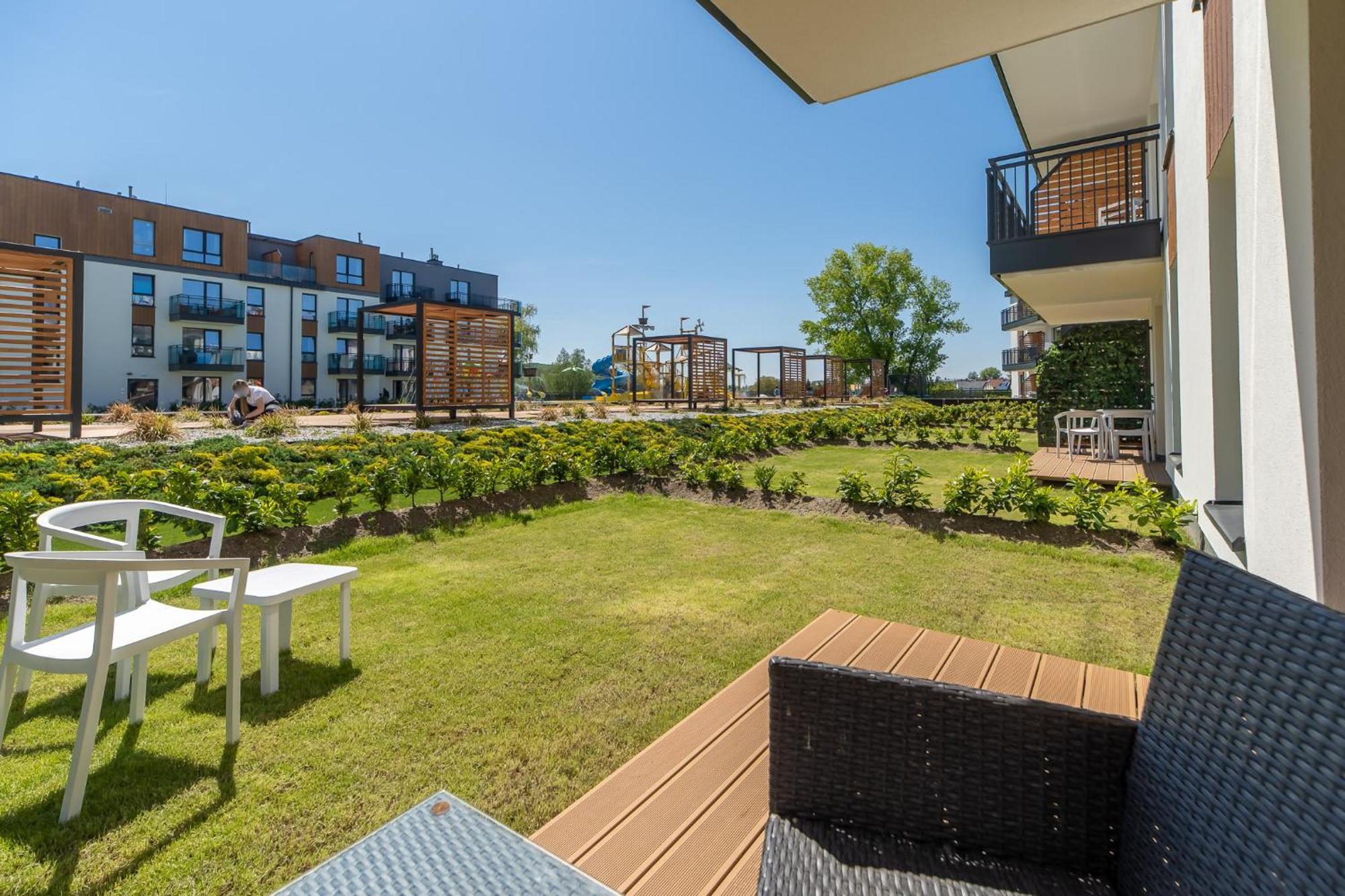 Bel Mare Lux B105 With Patio Garden By Renters Apartment *