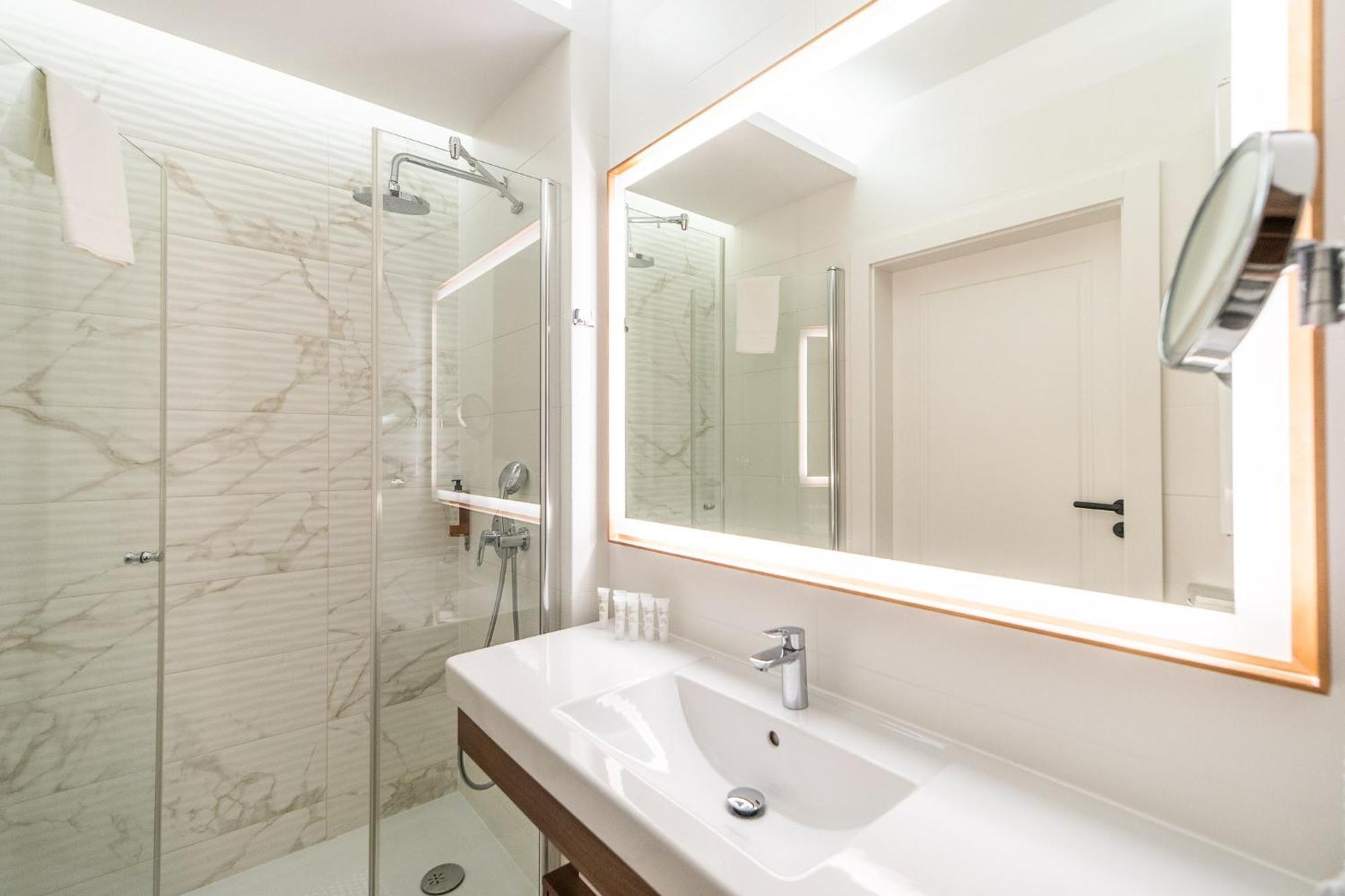 Bel Mare Lux B105 With Patio Garden By Renters * Miedzyzdroje